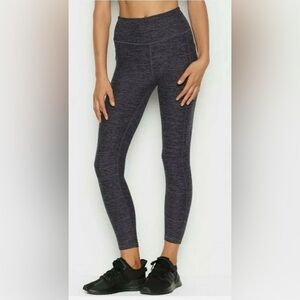 Victoria's Secret Studio Soft High Rise 7/8 Leggings Size 16 Heathered Grey NEW